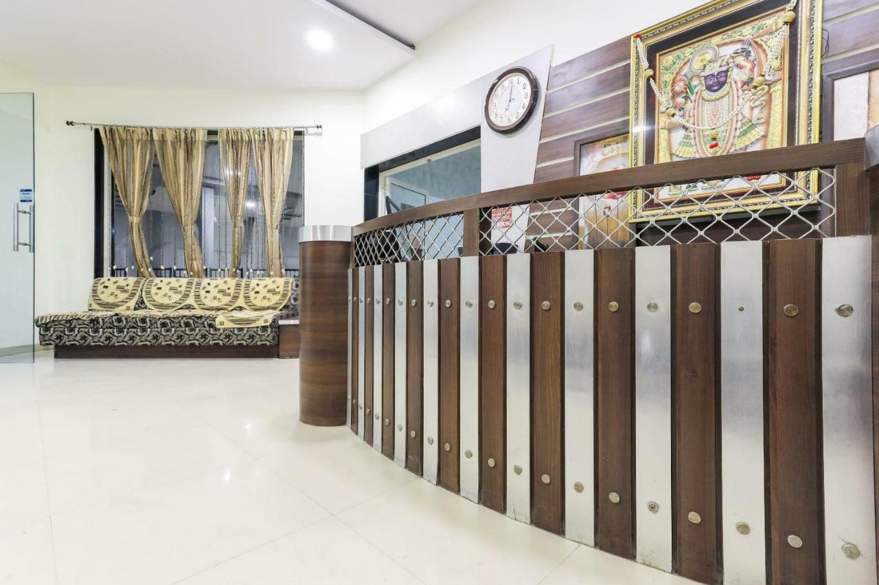 Oyo 43851 Hotel Virasat Māndu المظهر الخارجي الصورة
