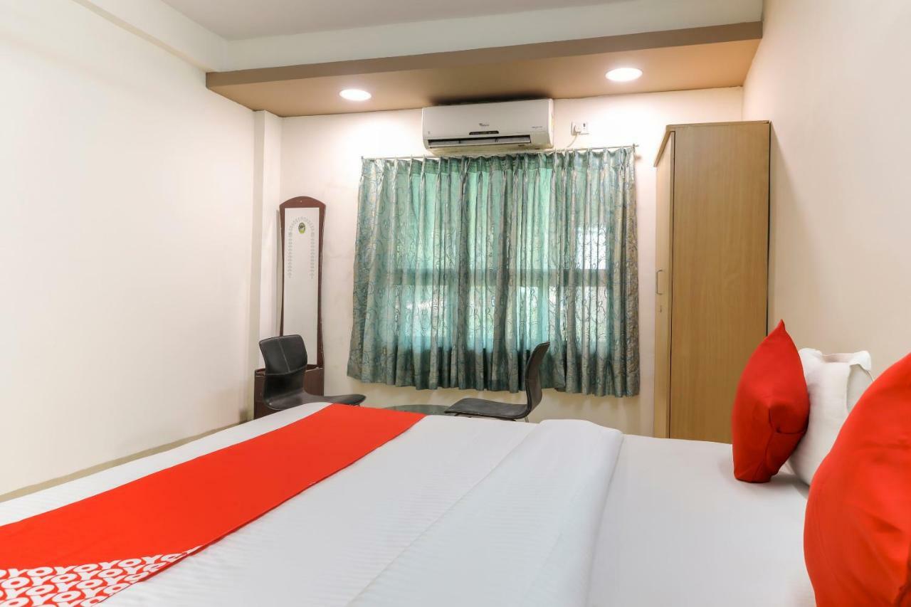 Oyo 43851 Hotel Virasat Māndu المظهر الخارجي الصورة