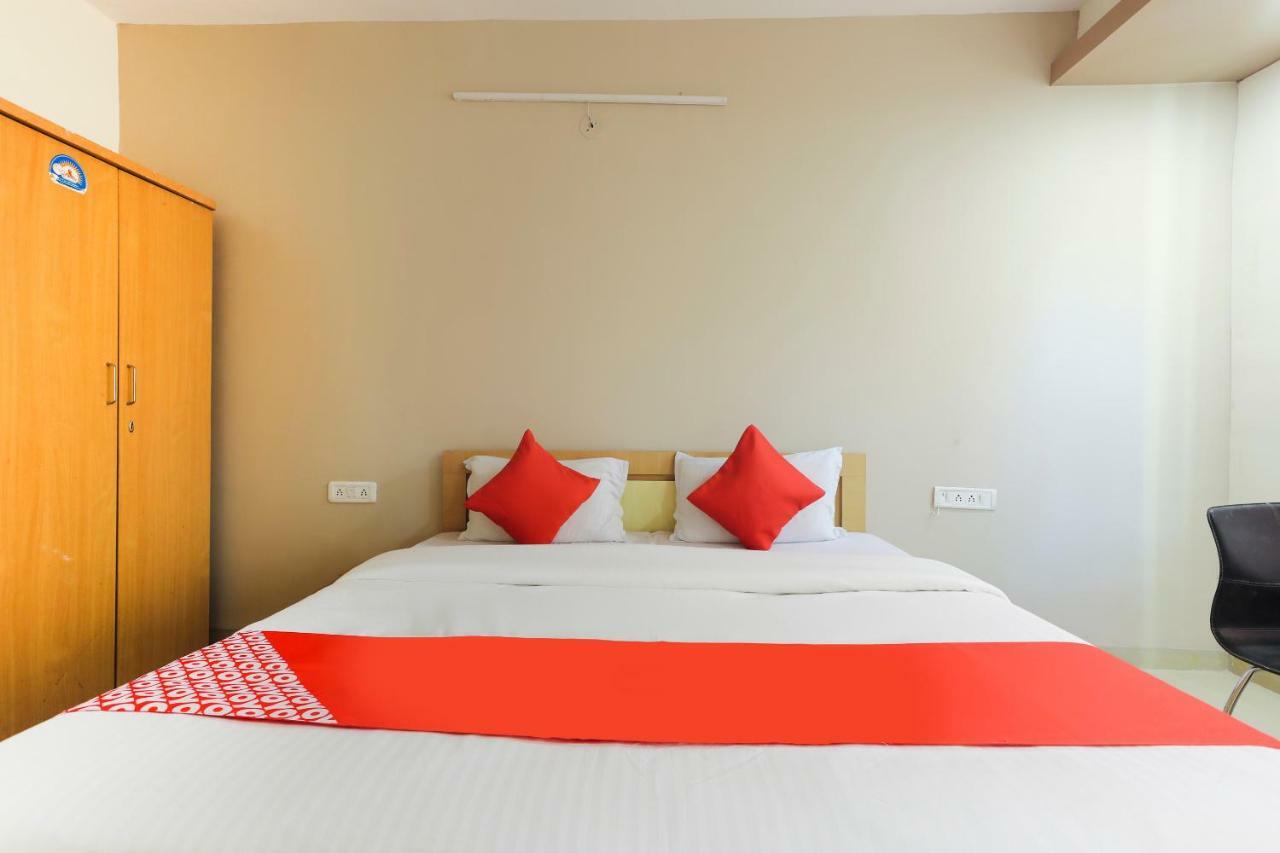 Oyo 43851 Hotel Virasat Māndu المظهر الخارجي الصورة
